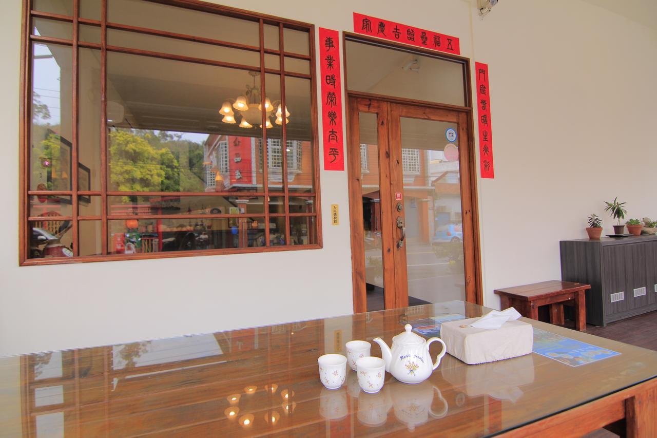 Home Sweet Beach Hotel Xiaoliuqiu Exterior foto