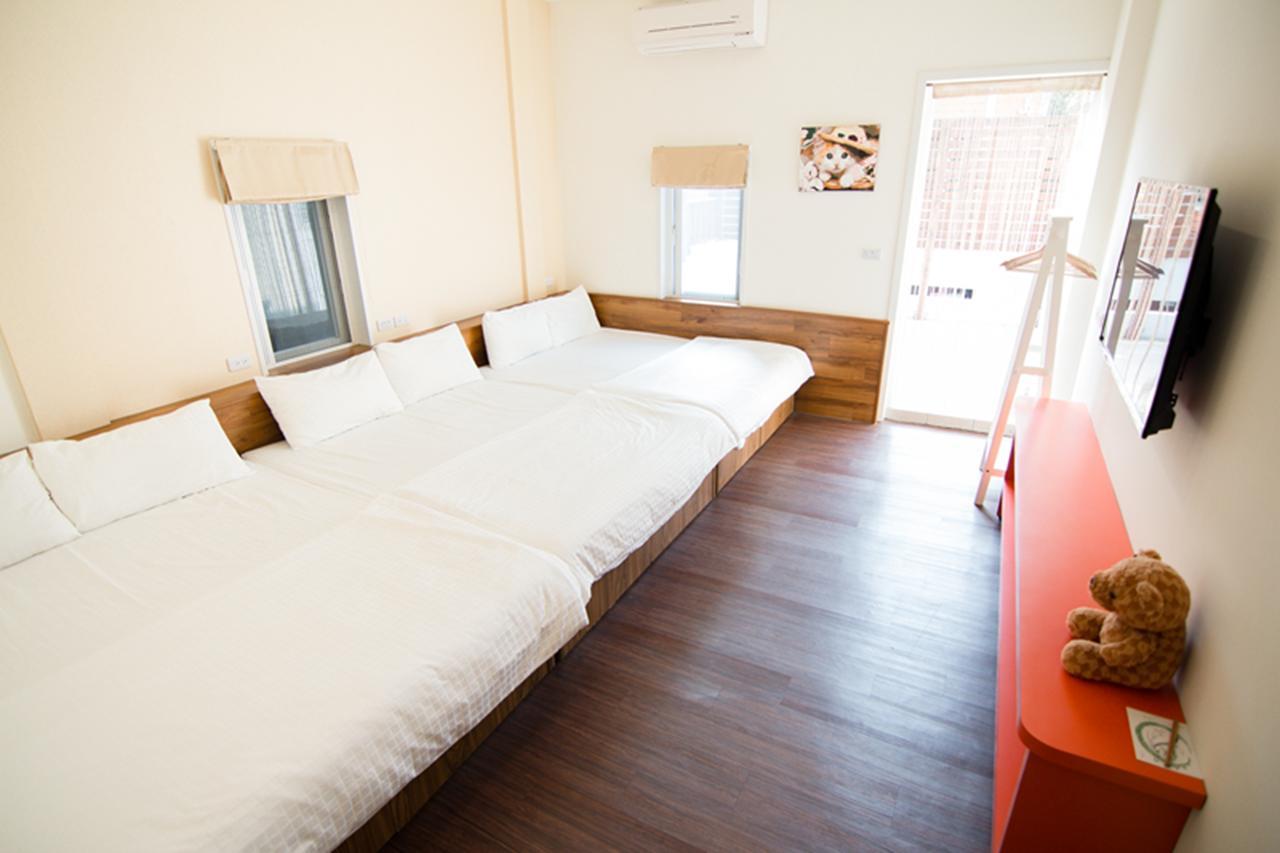 Home Sweet Beach Hotel Xiaoliuqiu Exterior foto